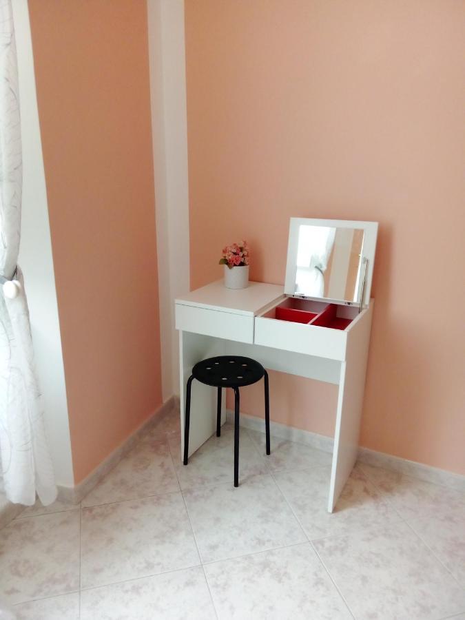 Appartement Al Crocifisso...Da Nonna Pia à Salernes Extérieur photo